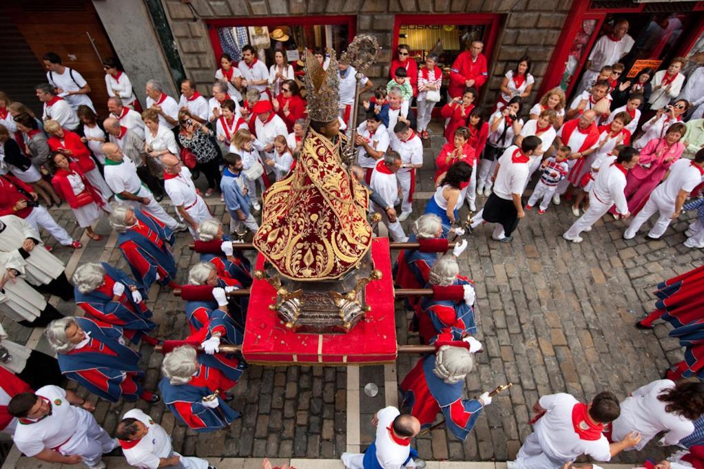 Espacioso Apartamento En El Centro De Pamplona Exteriör bild